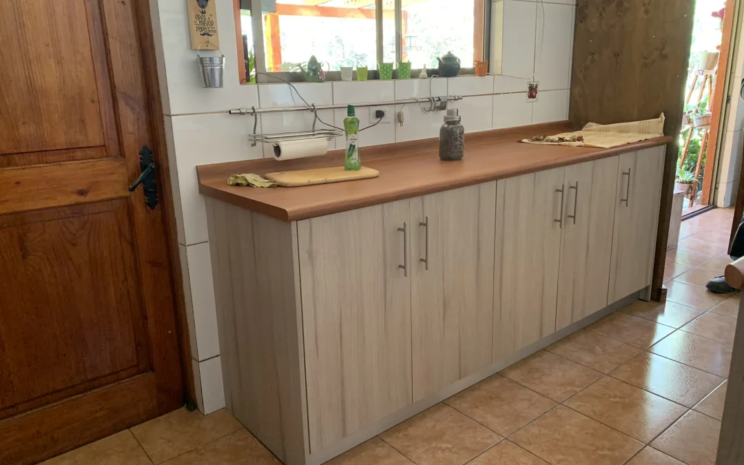 Cómo combinar piso y mueble de cocina