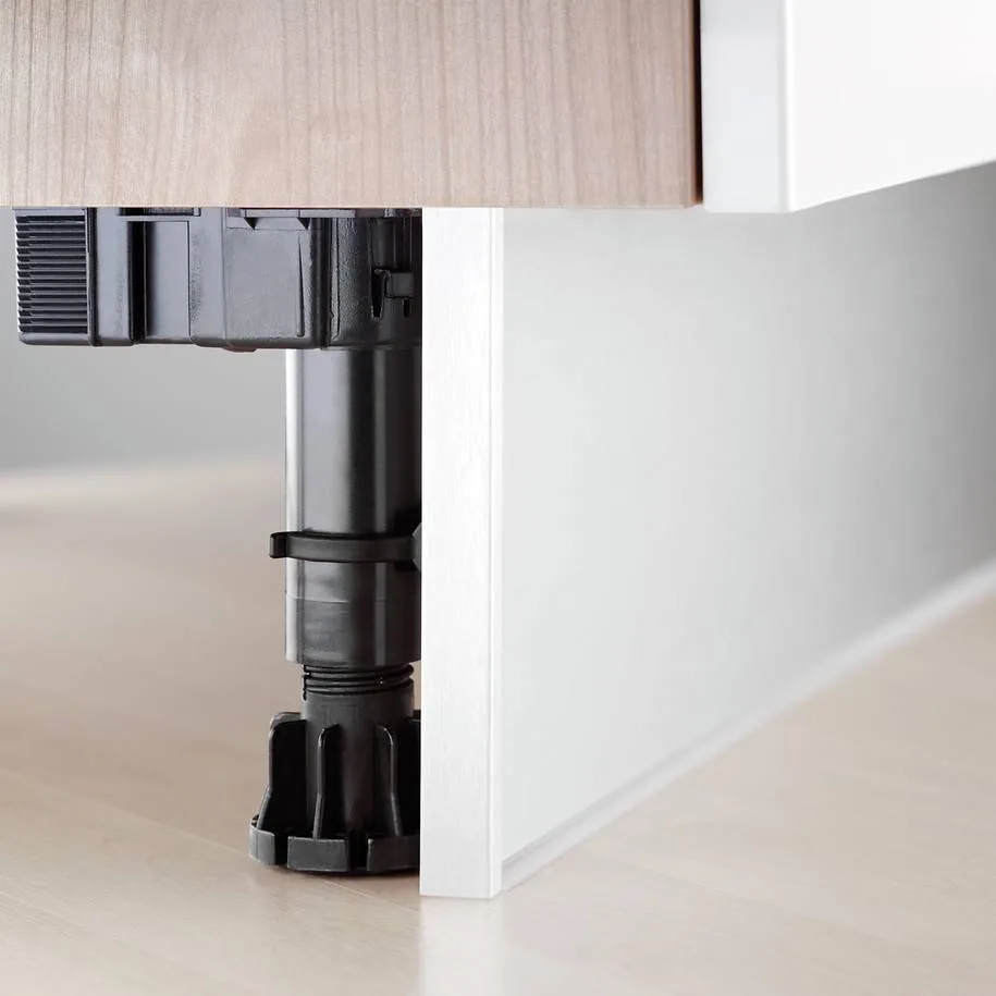 Patas y zócalos de PVC · Construmuebles