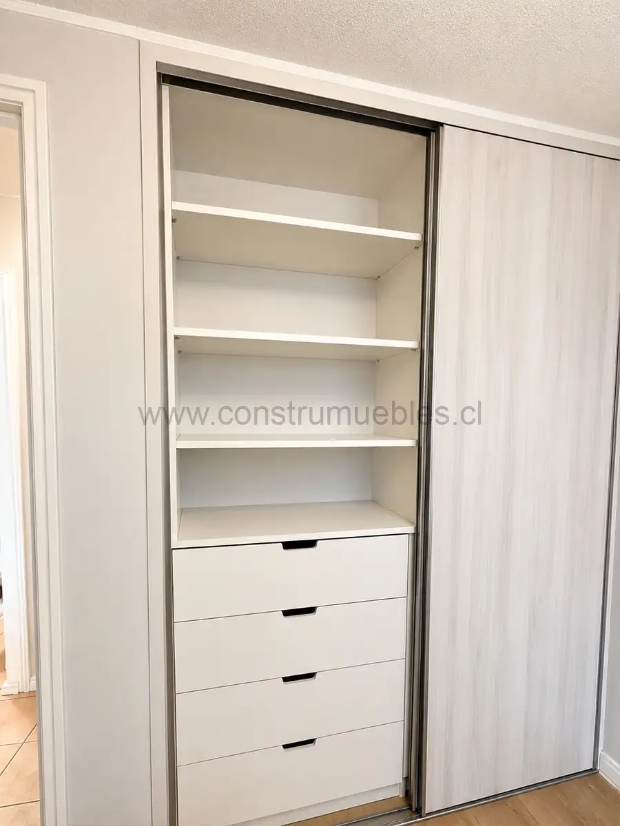 Proyecto closet 07 a medida · Construmuebles