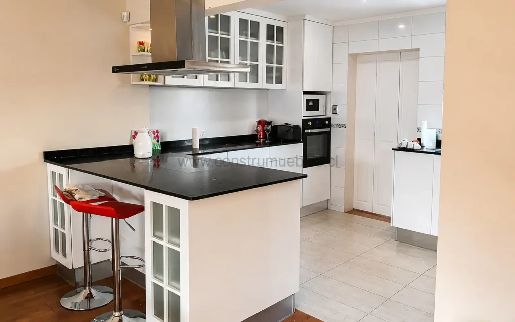 Proyecto cocina 12 a medida · Construmuebles
